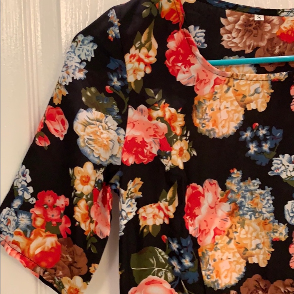 Dress - Picture 2 of 2